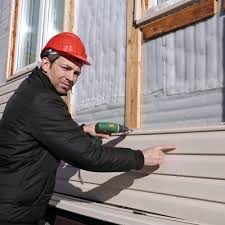 Best Residential Vinyl Siding Installation  in Freeland, MI